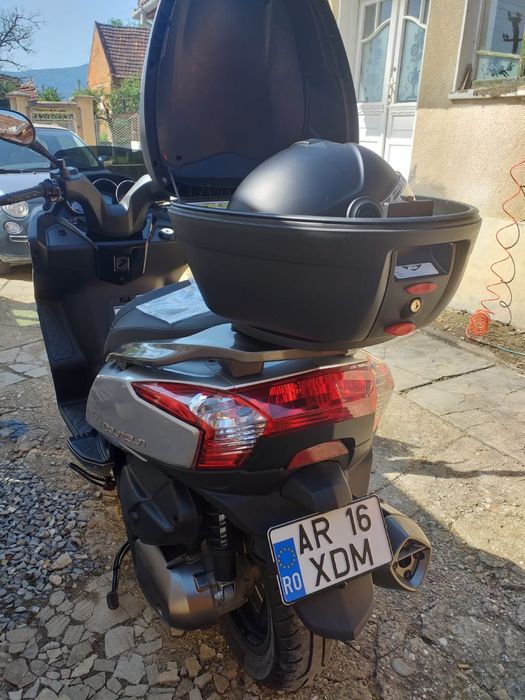 Scuter Kymco 200