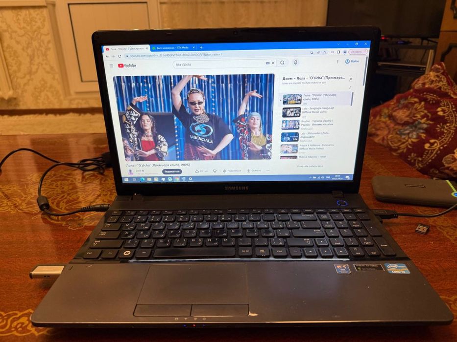Samsung noutbuk sotiladi.Arzon! O'qishga/ishga qulay Word, Excel, Zoom