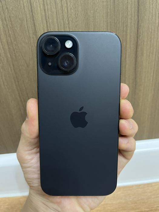 Продаю iPhone 15