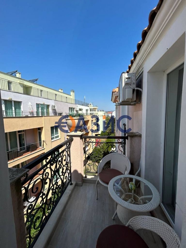 Продава се Двустаен апартамент в к.к. Слънчев бряг - 45 кв.м за 1296 €/кв.м - Снимка #9