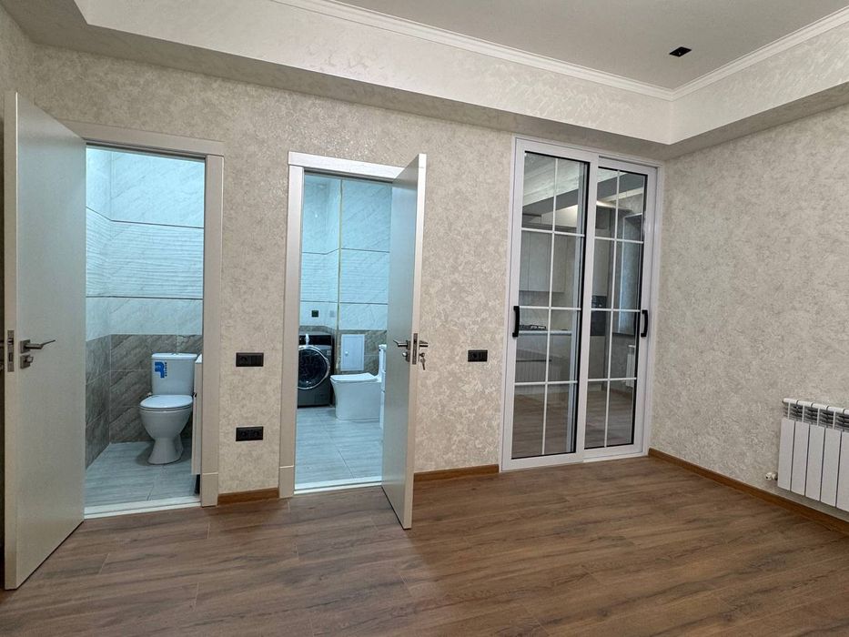 Срочно Продается 5 ком квартира Юнусабад Бадамзар 160 КВ