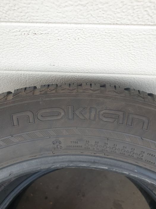Зимни гуми 2 броя NOKIAN WR Suv4 235 55 R19 дот 1819