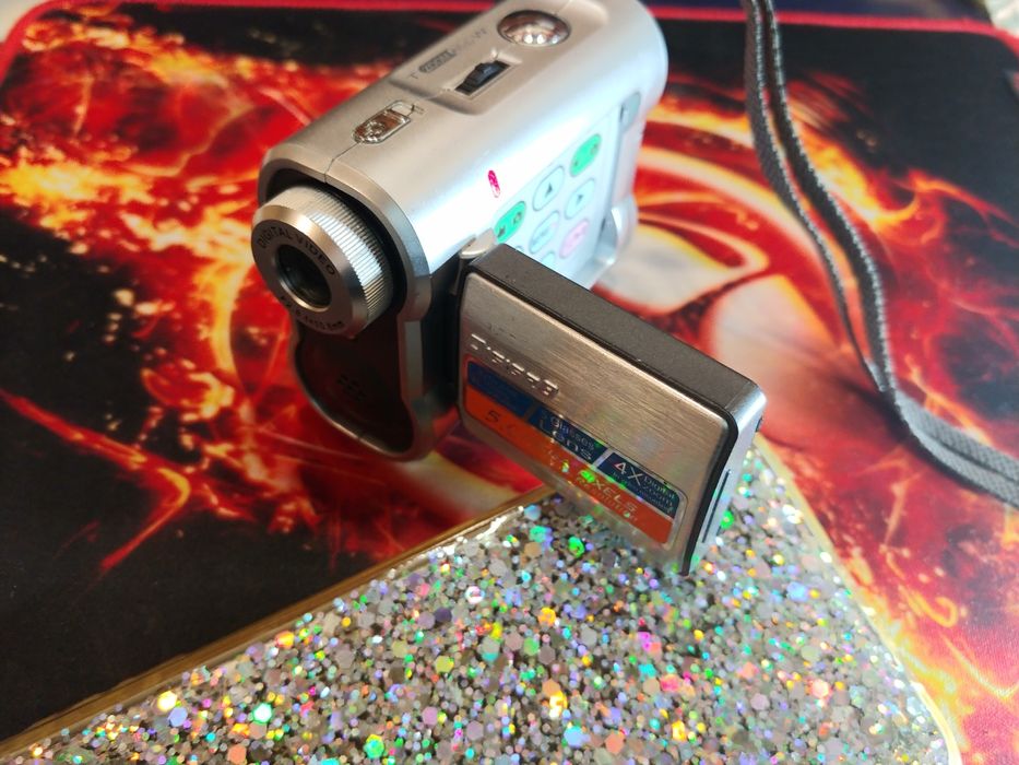 camera V1DE0 cu card ieftina