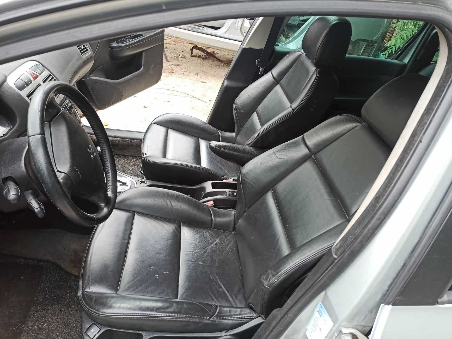 Продавам Пежо 307sw 2.0i на части