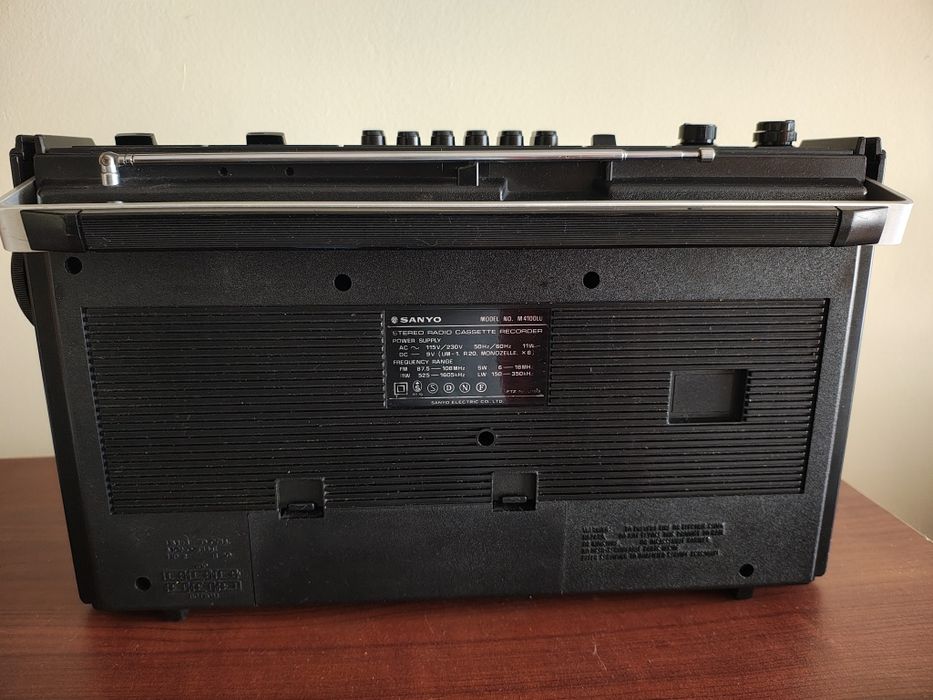 Radio-casetofon Sanyo M 4100LU