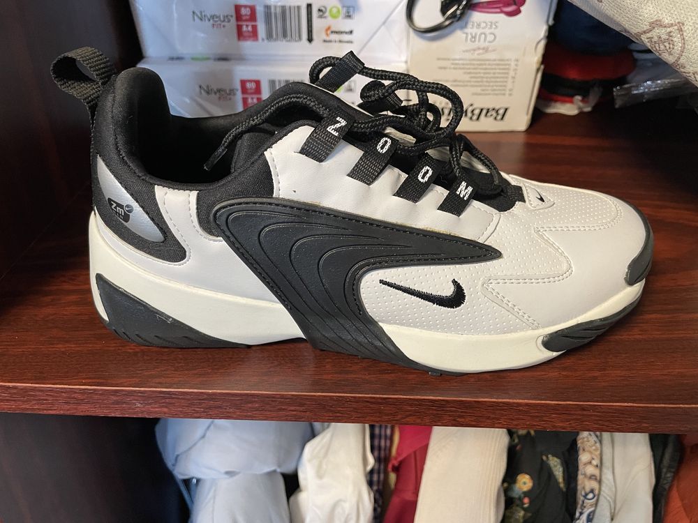 Nike ZOOM 2K nepurtati