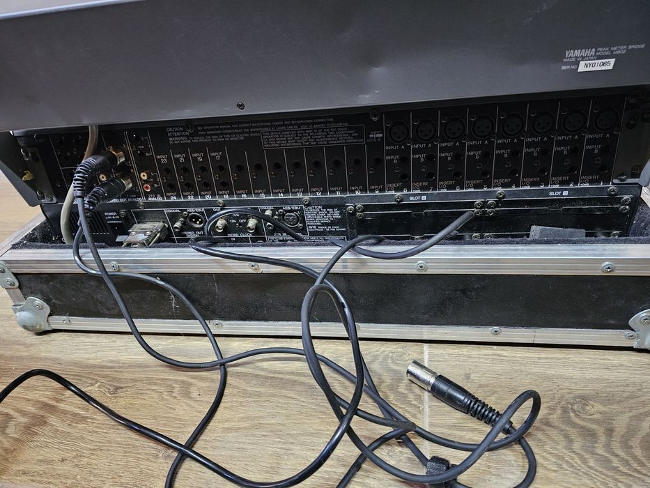 Mixer Digital pasiv Yamaha O2R Profesional cu case transport