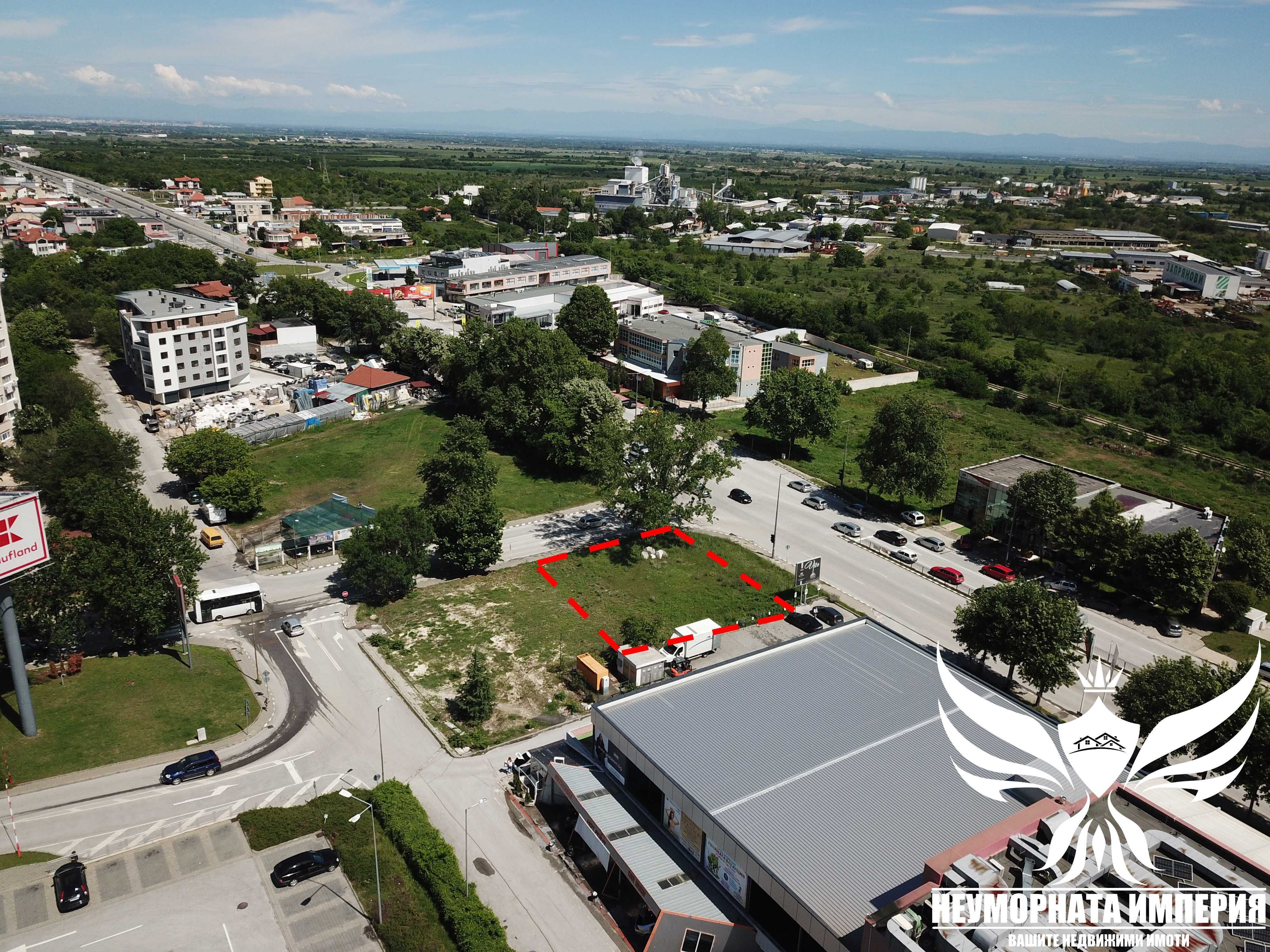 Под наем земя, парцел, паркинг 600кв в гр.Асеновград до Сани