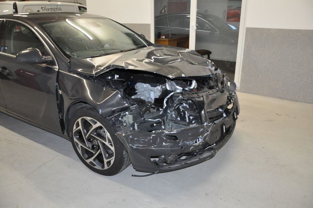 Опел инсигния 2014 2.0 бензин 250к.с 4#4 19ки джанти