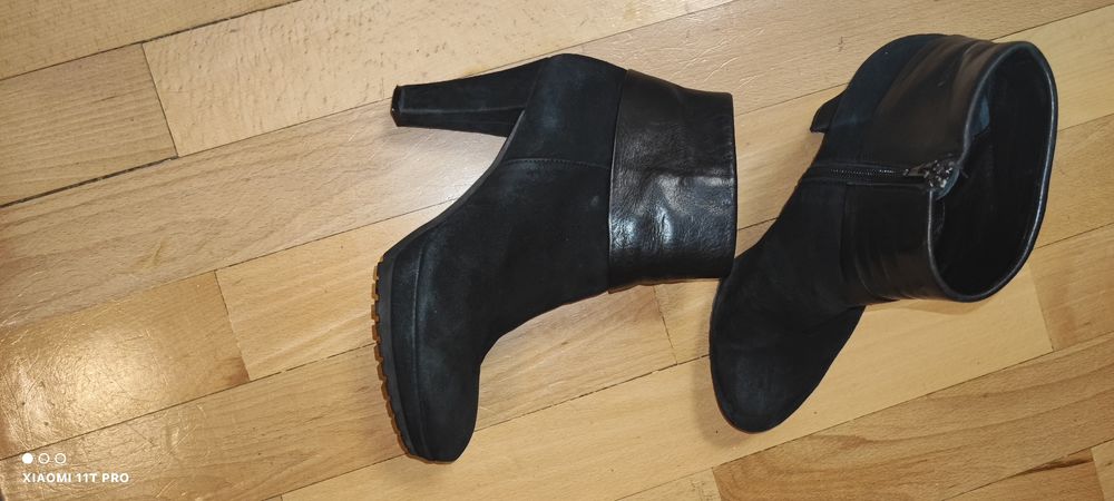 Reducere fulger! Ghete superbe piele naturală, mărimea 37,5