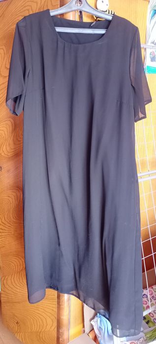 Продам платье новое