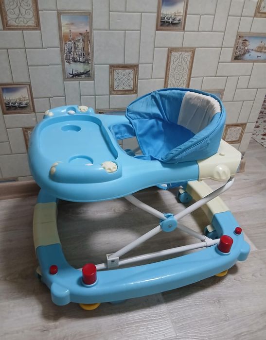 Продам детский ходунки