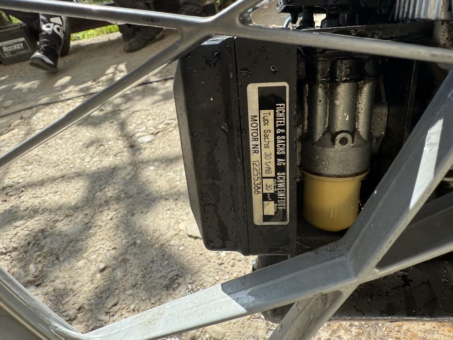 Bicicleta cu motor sachs benzina camping tur