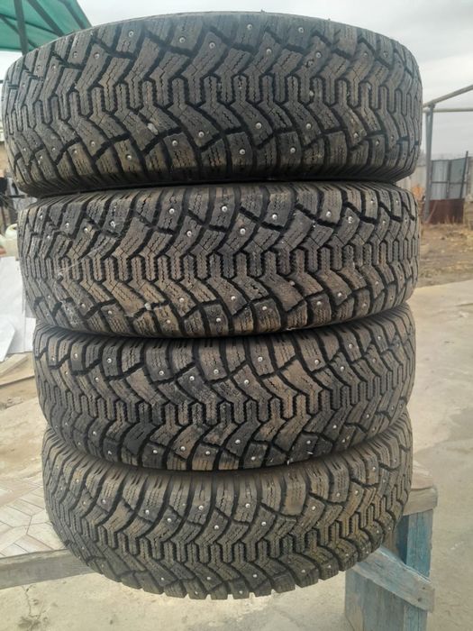 Продам зимные шины