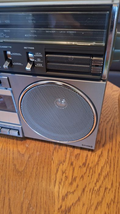 Radio cass Universum