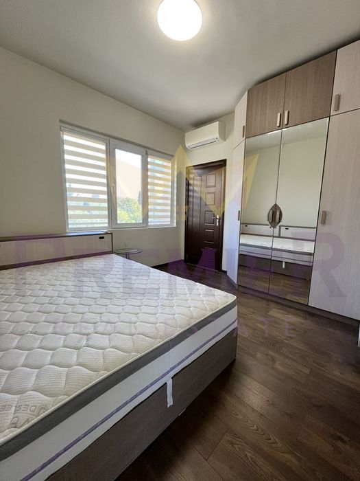 Дава се под наем Тристаен апартамент в Варна, Спортна зала - 80 кв.м за 714 € - Снимка #8