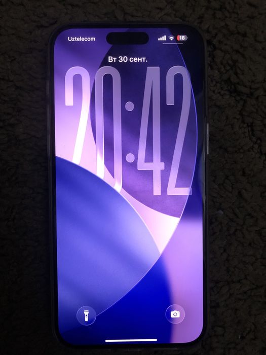Iphone 15 pro max white sotiladi