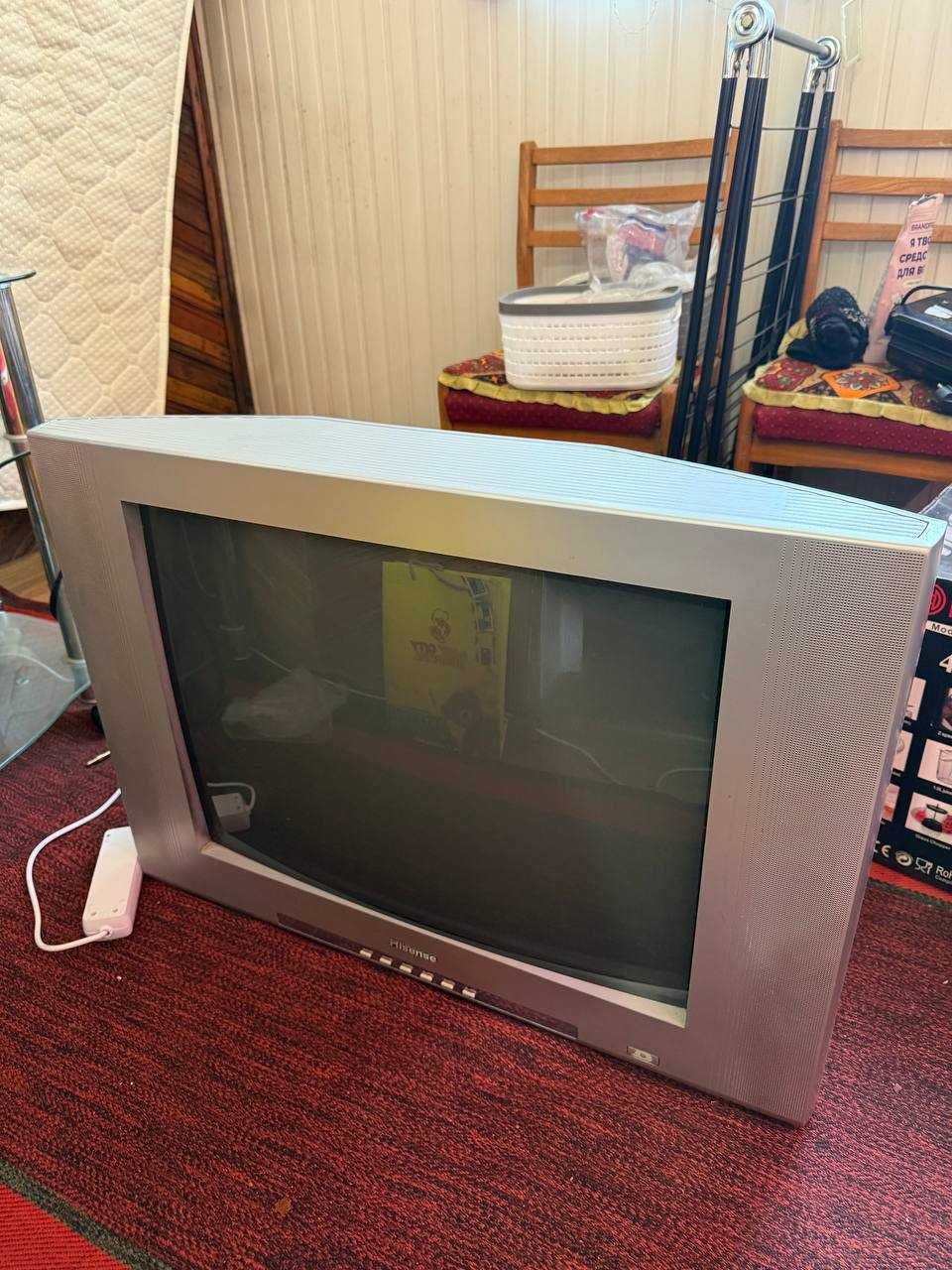 Продаю телевизор Hisense TC2988G (ЭЛТ)