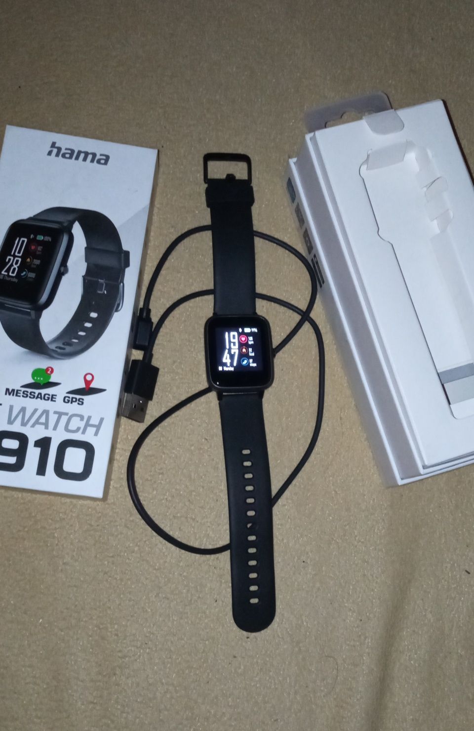 Смарт фитнес часовник Hama Fit Watch 5910