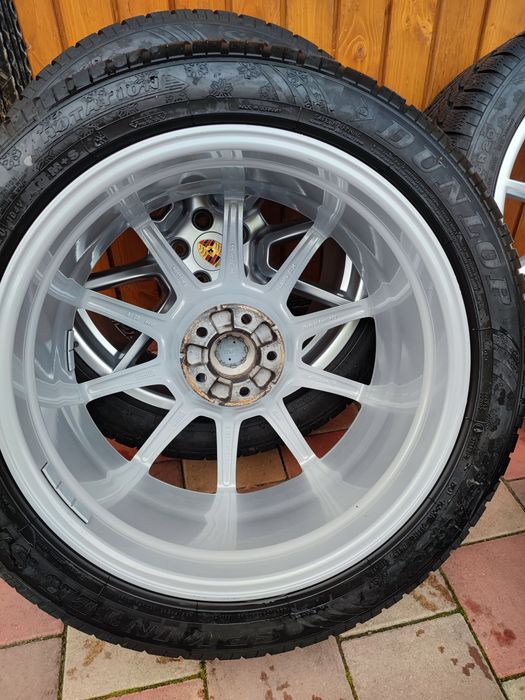 Jante originale Porsche Maccan 2 lățimi 295 40/265 45R20 iarnă Dunlop