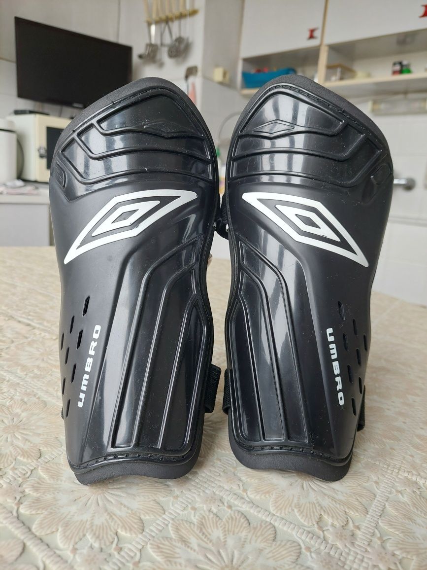 Нови футболни кори "UMBRO - Impact control", размер L