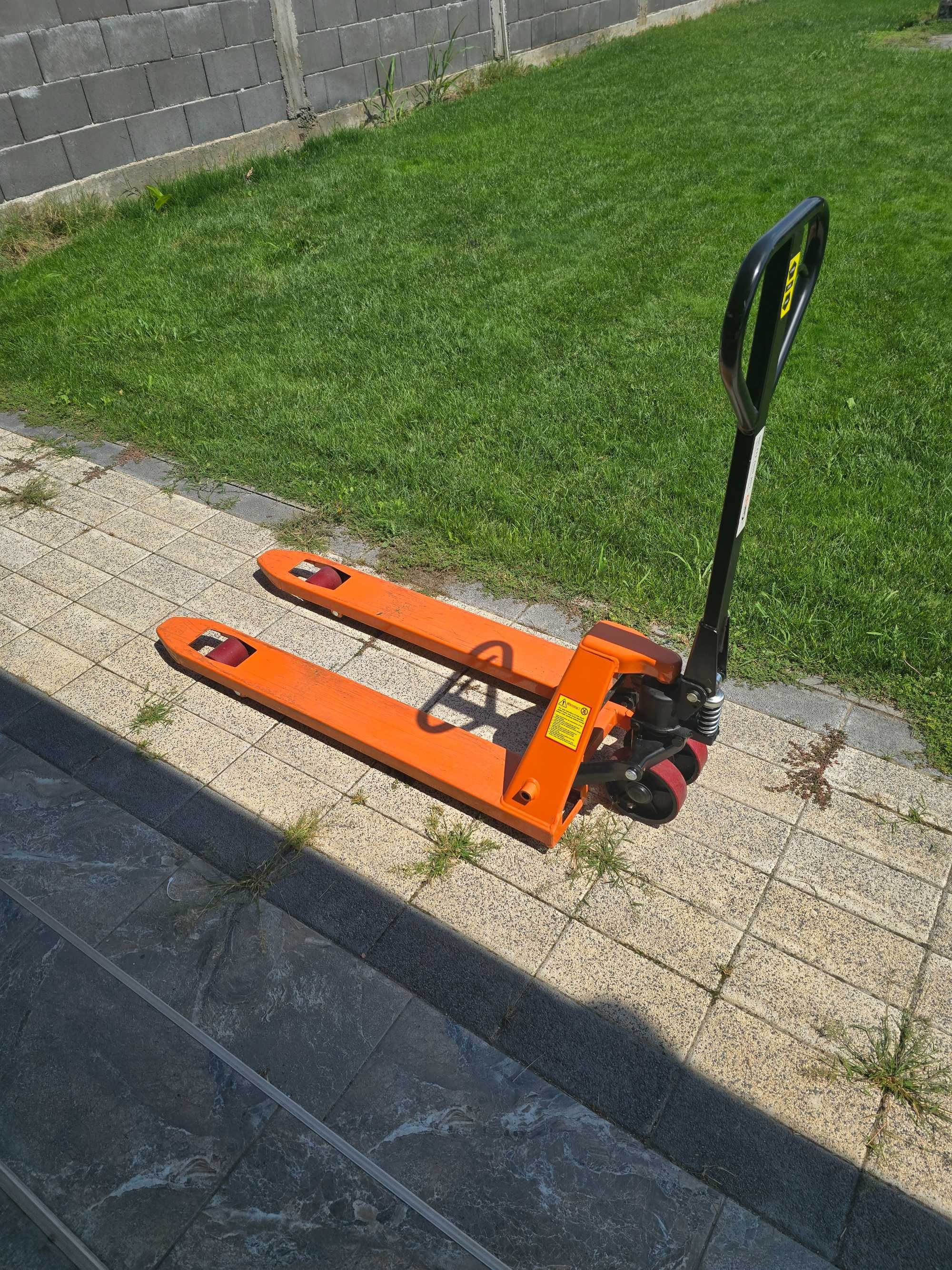 Палетна количка Liftex 2500кг, запазена
