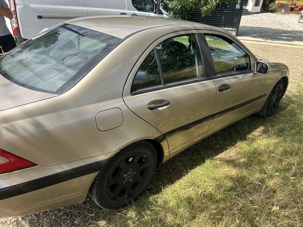 Mercedes C class W203