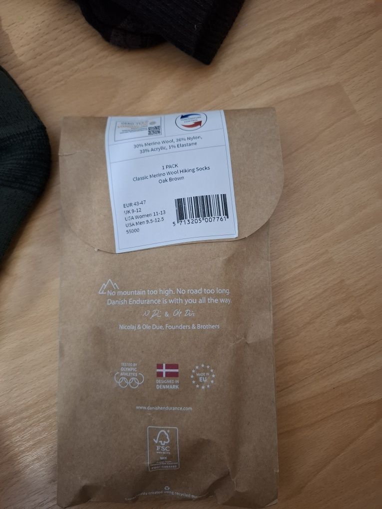 Vând sosete merinos/merino/lana drumetii/ trekking Danish Endurance