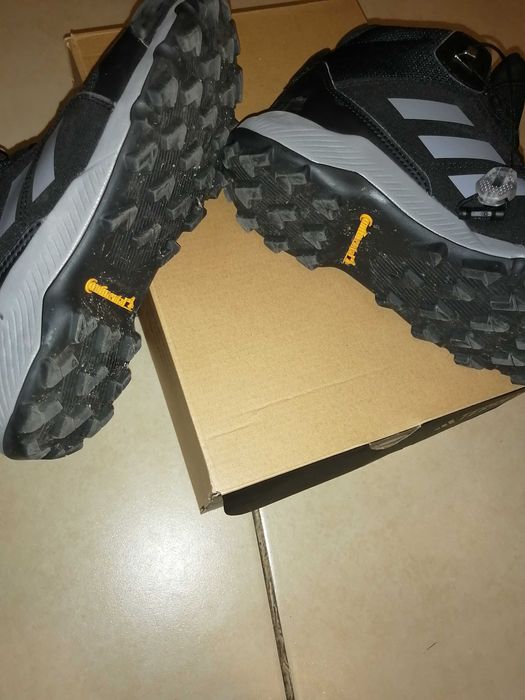 Bocanci impermeabili Adidas Terrex fără siret