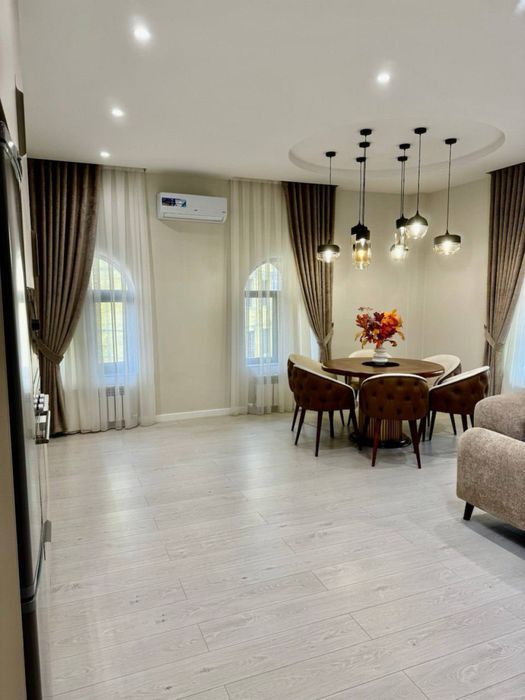 Yakkasaroyda kvartira sotiladi srochno