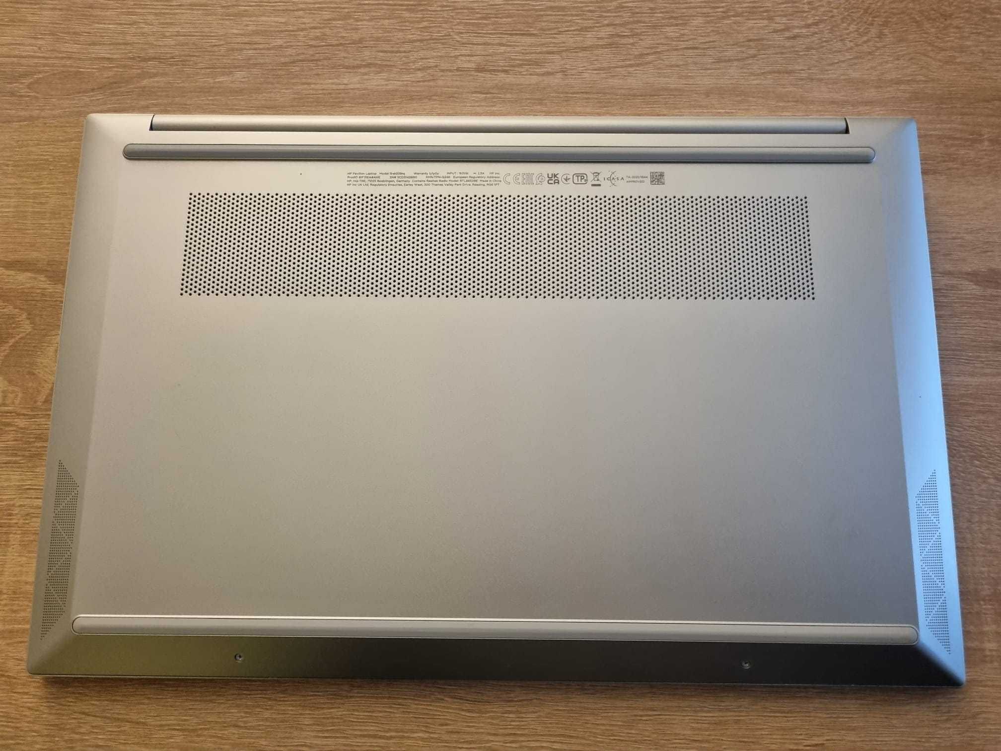 Laptop HP Pavilion 15 AMD Ryzen 7 7730U 16GB
