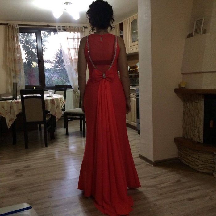 Рокля цвят корал