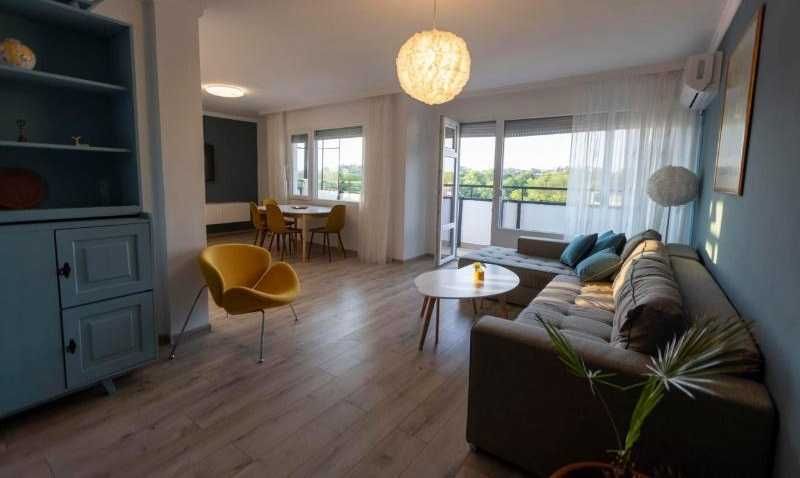 Дава се под наем Тристаен апартамент в София, Люлин 10 - 90 кв.м за 600 € - Снимка #1