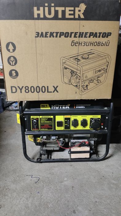 Продаю бензиновый электрогенератор