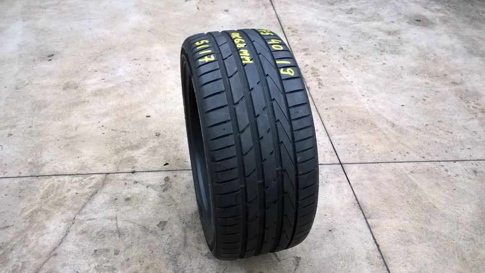 O anvelopa vara 275 40 19 hankook ventus S1 evo 2 cu 6,8 mm dot 5117