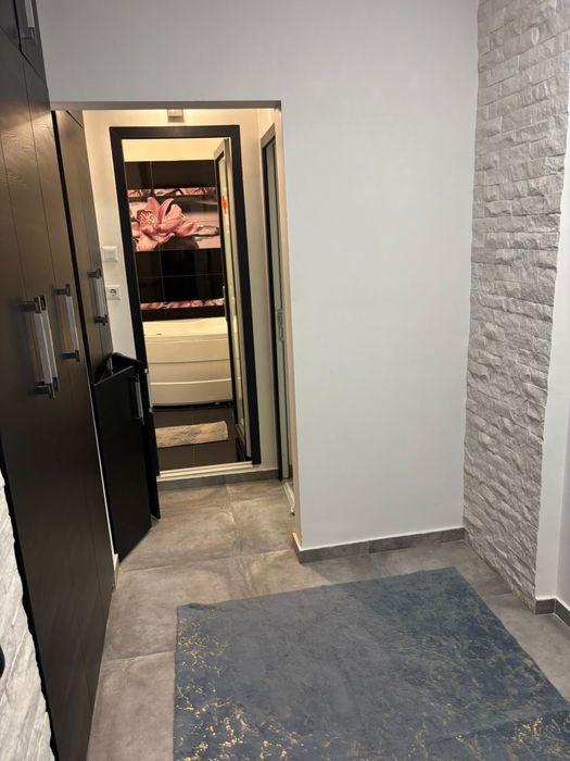 Vand apartament 2 camere