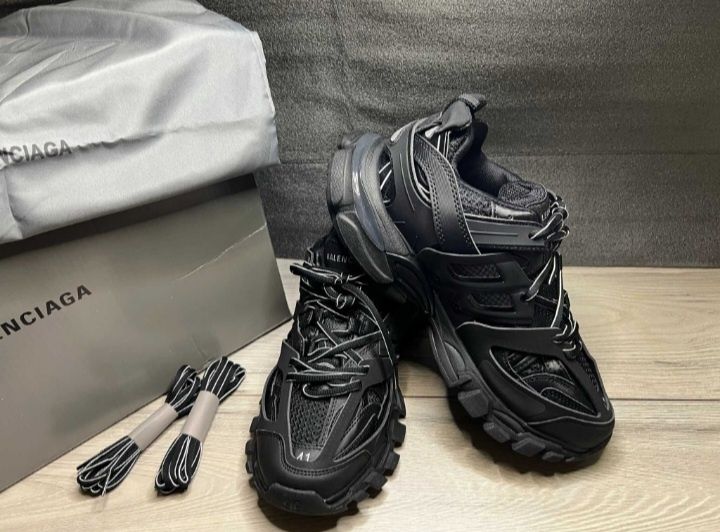 Balenciaga track negri (negociabil)