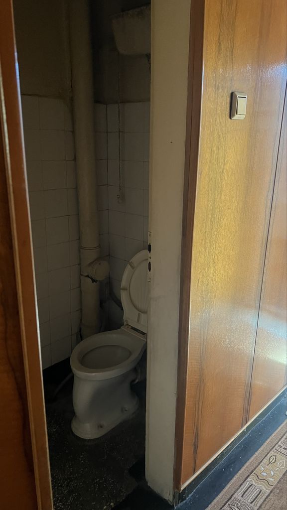 Продава се Многостаен апартамент в Шумен, Център - 96 кв.м за 1275 €/кв.м - Снимка #19
