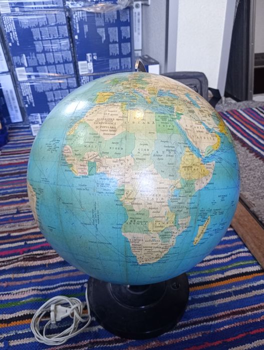 Glob Geografic Vechi Cu Bec