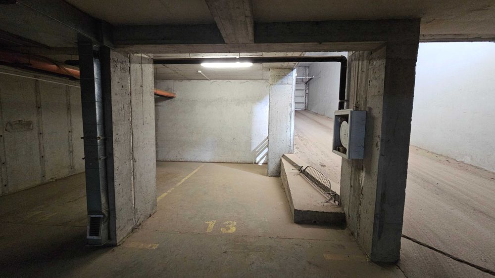 Продава се Гараж / Паркомясто в София, Овча купел 1 - 12 кв.м за 1750 €/кв.м - Снимка #2