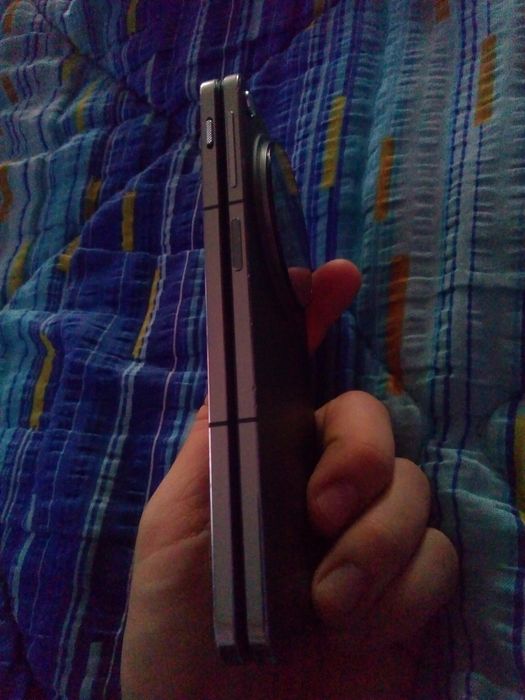 OnePlus Open 16 GB RAM 64 MP camera, pliabil