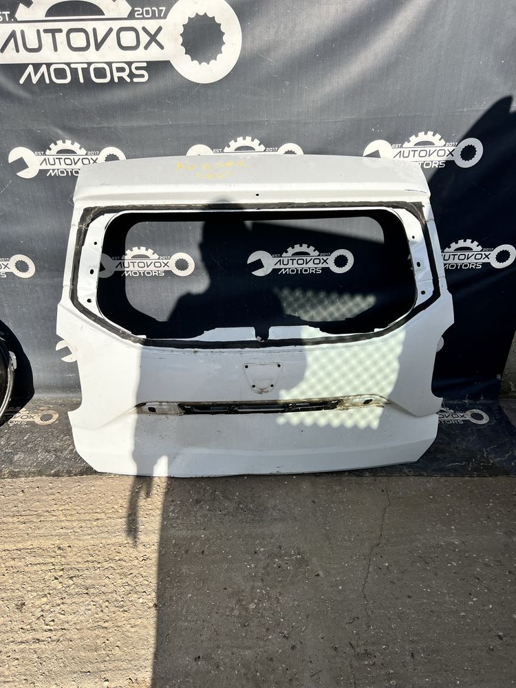 Haion portbagaj Dacia Duster an dupa 2018