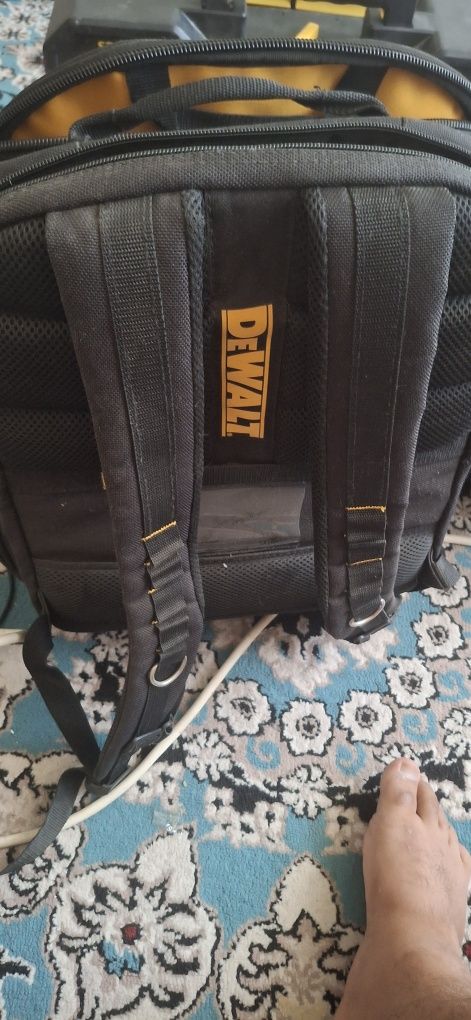 Рюкзак  электрика dewalt