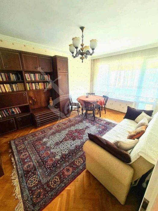 Дава се под наем Двустаен апартамент в Варна, Лятно кино Тракия - 70 кв.м за 400 € - Снимка #2