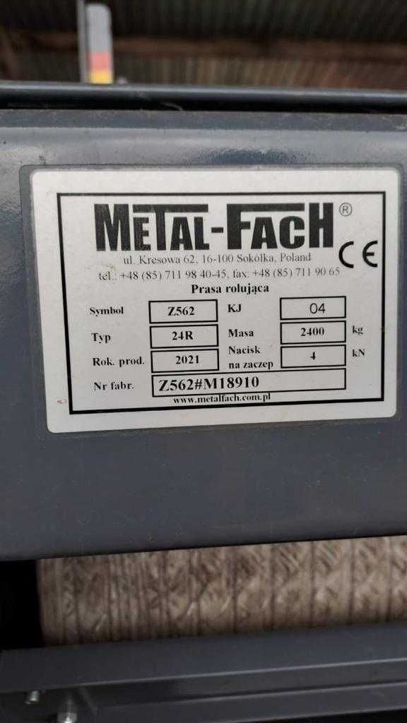 Рулонный пресс-подборщик Metal-Fach Z562