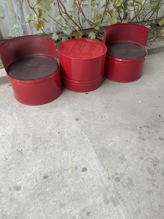 Продам стул и стол для бара или спортивный клуб