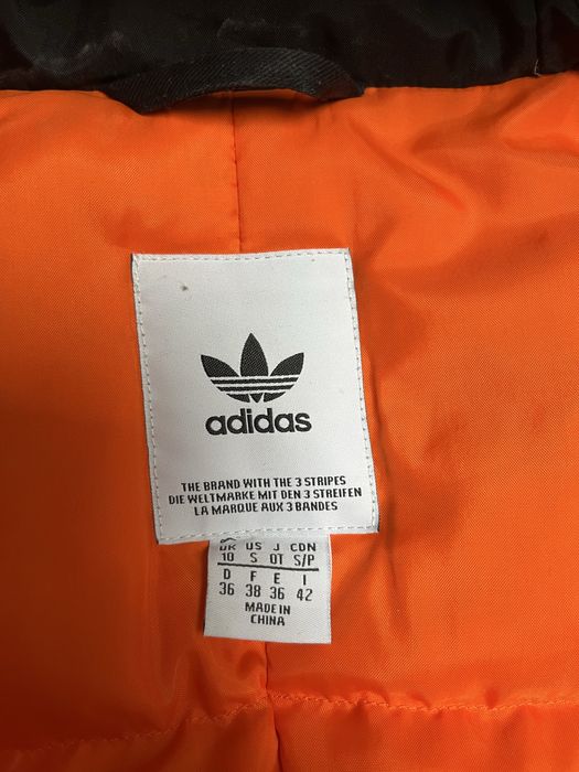 Дамска парка Adidas с естествен пух