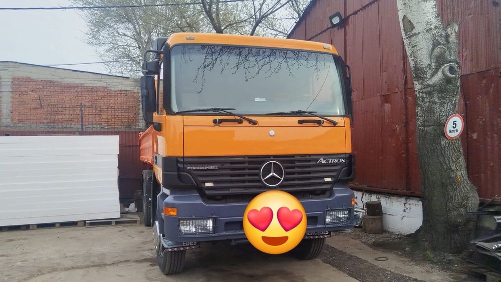 Basculanta Mercedes Actros 1831