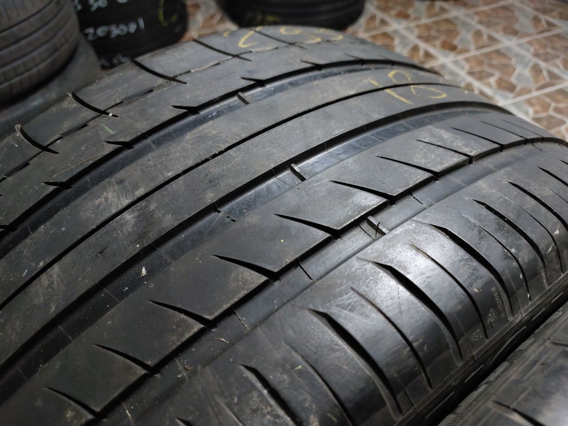 2 anvelope 295/35 R21 Michelin