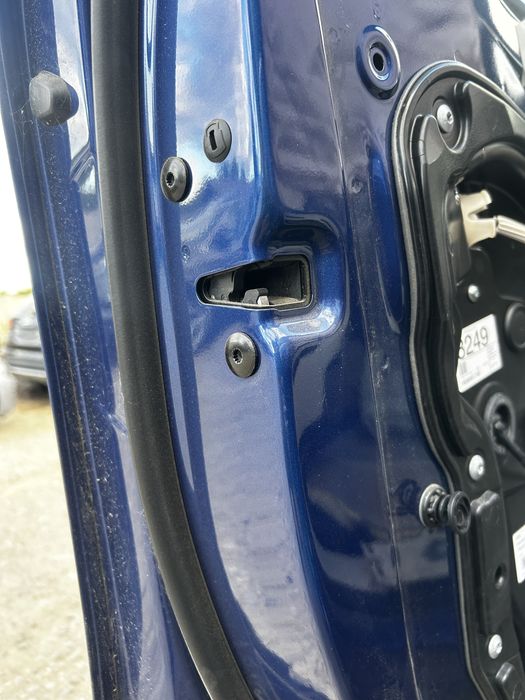 Broască ușă stânga față Keyless Entry Volkswagen Touareg 7P 2015